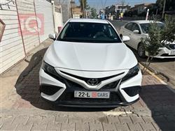 تۆیۆتا کامری